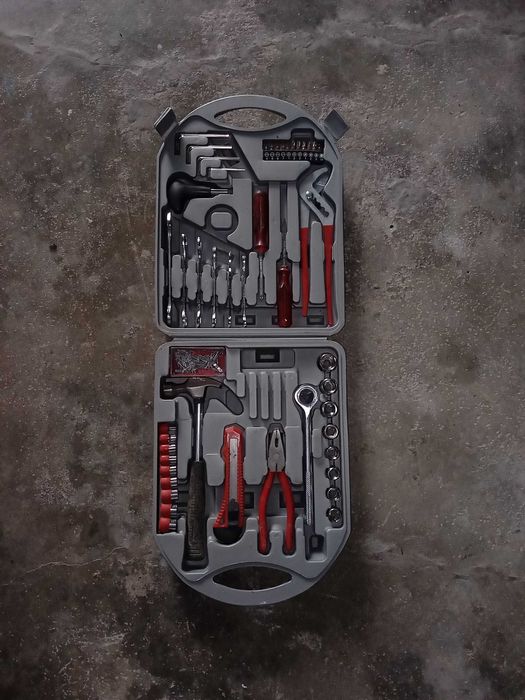 Caixas  de ferramentas diversas (Seis diferentes)