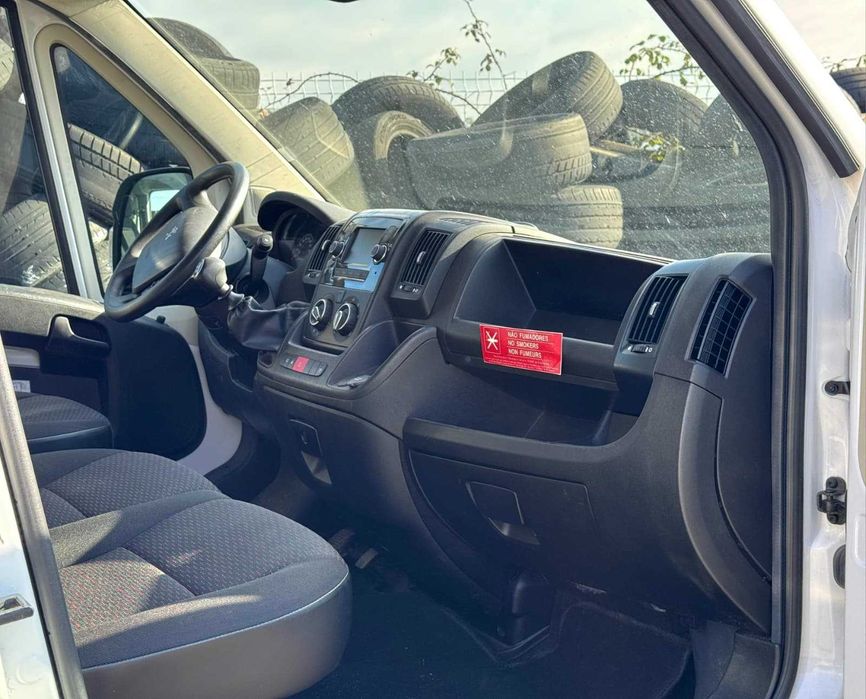 Peugeot Boxer 2.2 BlueHDi L2h2 Premium- Avariada- IVA dedutível