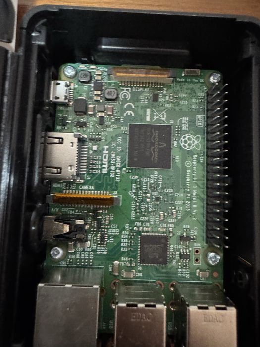 Raspberry pi 3  com caixa