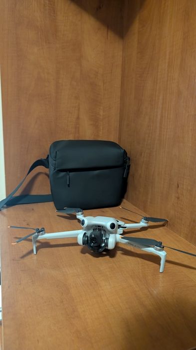 Dji mini 4 pro fly more combo