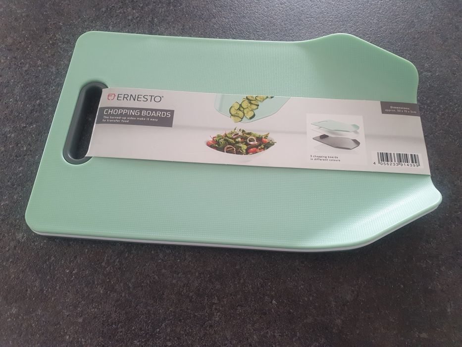 Tacki do krojenia w trzech kolorach