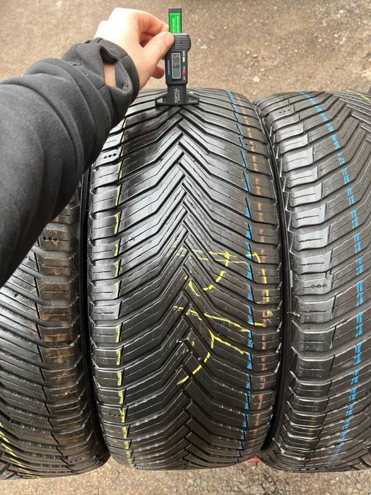 Шины бу 225 40 R 19 Michelin crossclimate 2 всесезон комплект резина