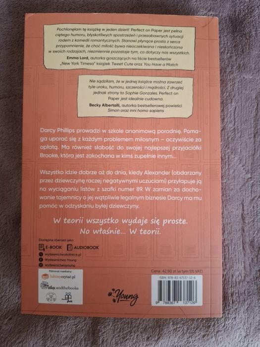 Książka "Perfect on paper"
