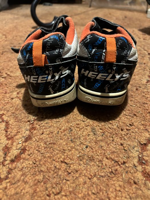 Кроссовки -ролики