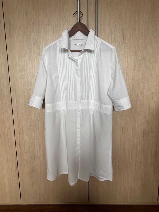 Biała tunika a może elegancji płaszcz na upalne wieczory