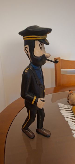 Lote Figuras Tintin em madeira e feitas à mão com 47 cm cada estimados
