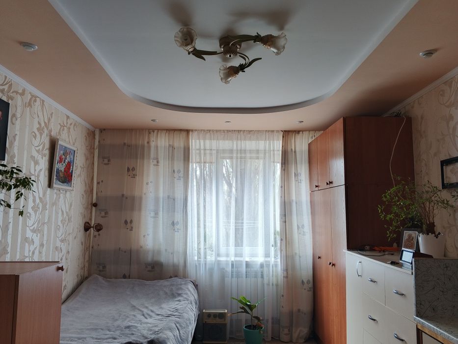 Продам кімнату в гуртожитку вул. Корольова 6Б