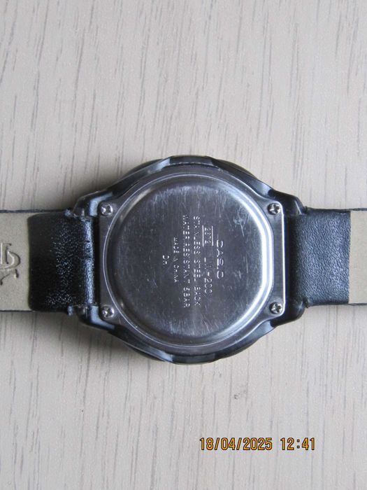 Casio LW-200 oryginalny zegarek damski lub dziecięcy