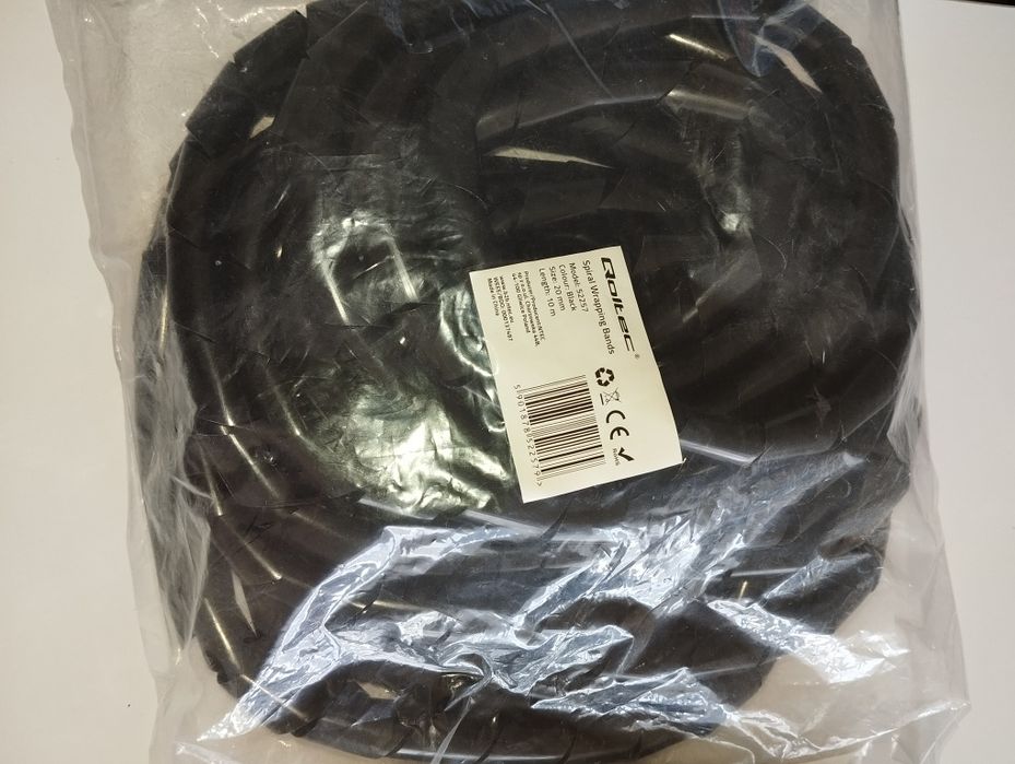 Okazja! Całkowicie Nowe Pokrowce na Tablety i  Osłona na Kable z kompu