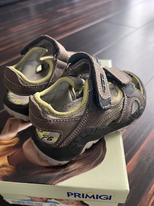 Sandały chłopięce rozm. 25, PRIMIGI, super stan