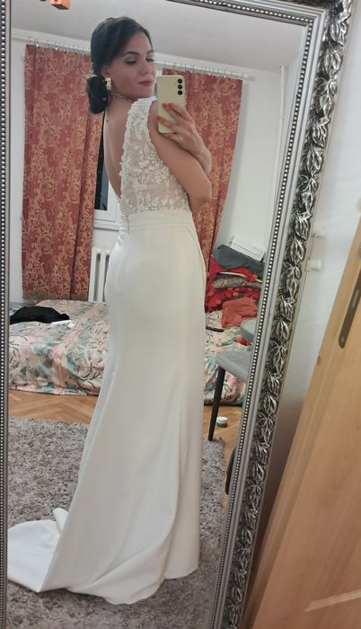 Suknia ślubna Viola Piekut elegancka i prosta rozm. S, M
