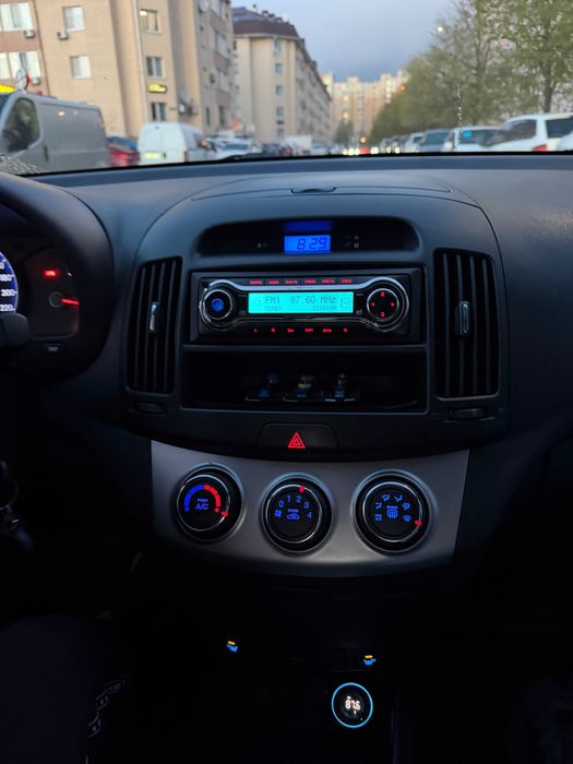 Hyundai Elantra HD 2011