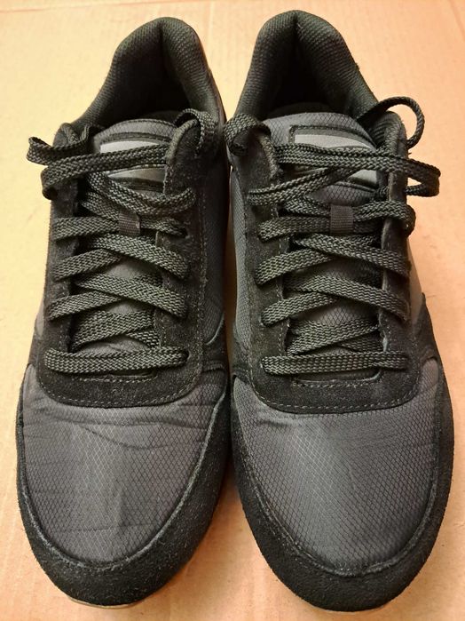 Кроссовки Skechers  оригинал размер 45стелька 29.2см