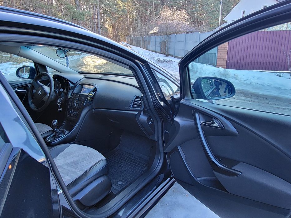 Opel astra j 1.7