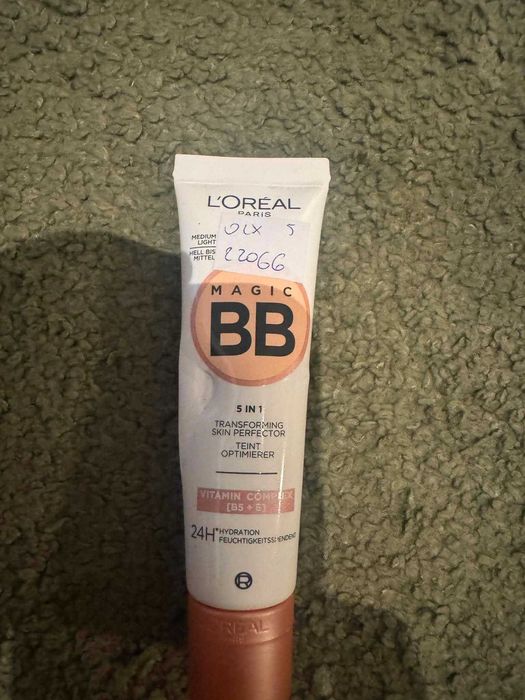 L'Oréal Paris Make-Up Designer 03 Medium Light SPF20 krem BB 30 ml mieszana 22066