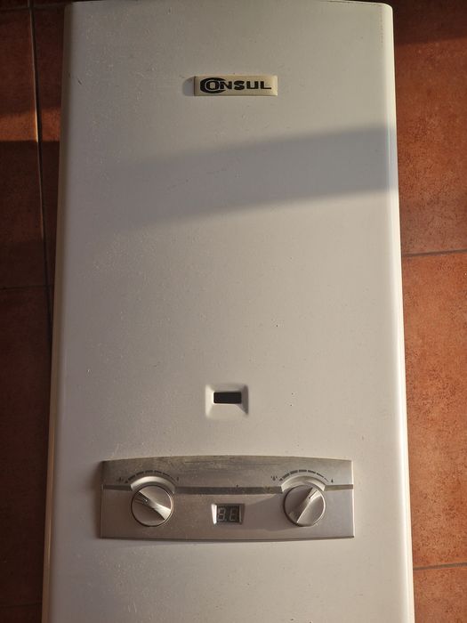 Esquentador electrónico Consul