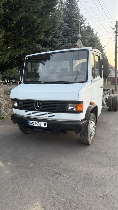 Mercedes 609 мерседес шасі