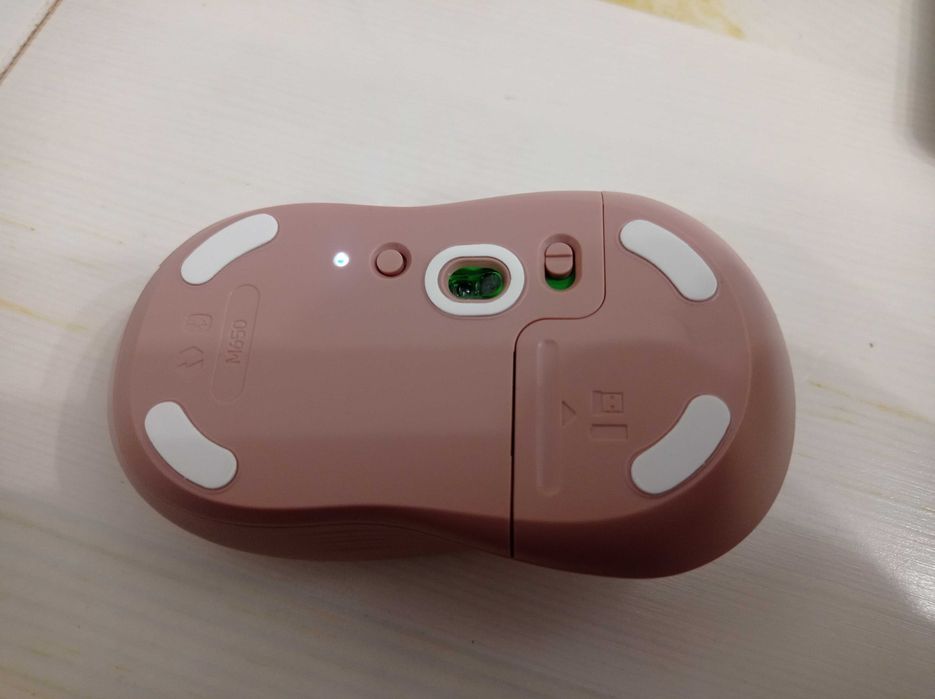Myszka Logitech M650 różowa