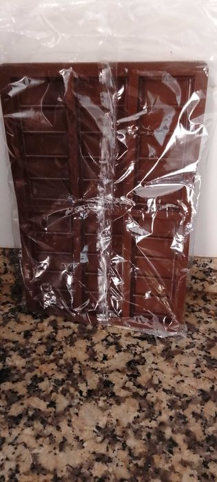 Duas formas de silicone,