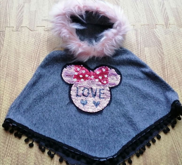 Minnie Hooded Poncho for 1–2 Year Olds (Very Warm and Cuddly) Coat