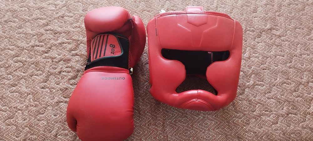 Capacete e luvas de boxe junior