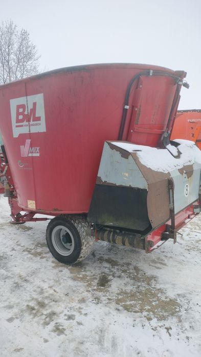 Paszowoz wóz paszowy Strautmann BvL VMix 9