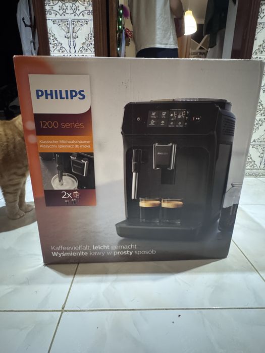 Máquina de café Philips a 300€ na worten