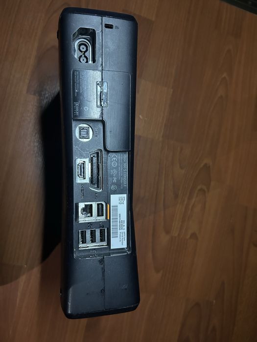 Продам Xbox 360s