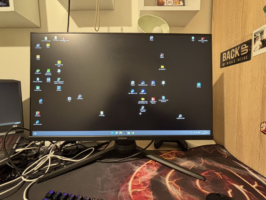 Monitor samsung 27 cali  165 hz stan bardzo dobry