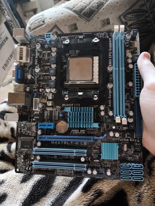 Материнська плата AsusTek M4A78LT-M LE