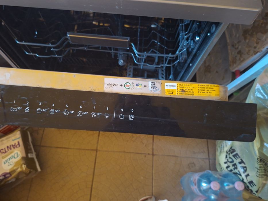 Sprzedam zmywarkę 60cm whirlpool używana  wolnostojąca