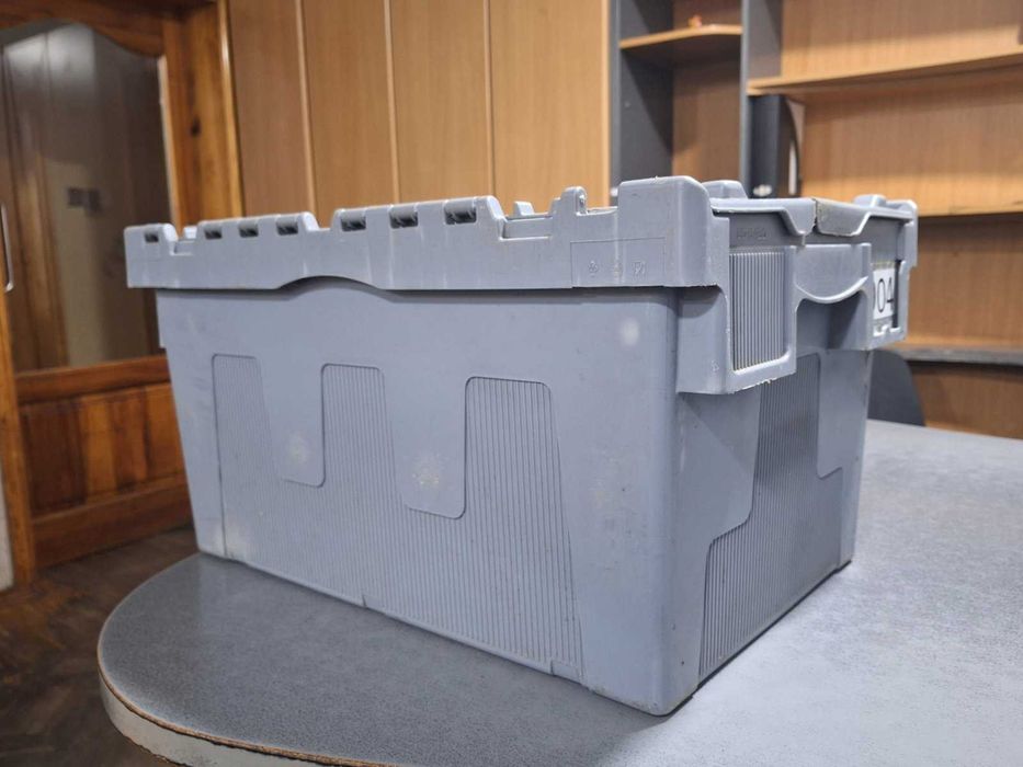 Контейнер з розпашною кришкою б/у від 350грн.