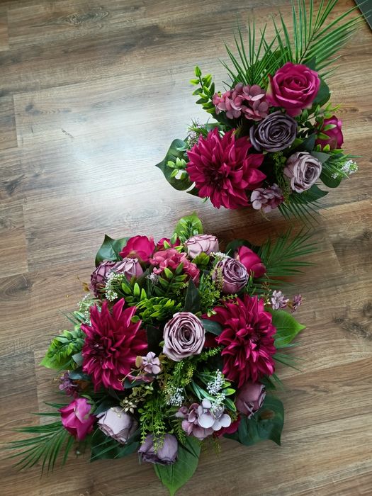 Zestaw komplet stroik na grób kompozycja nagrobna Dalia róża sztuczne