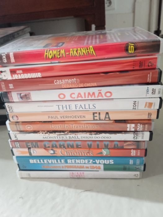 DVDs diversos e baratos