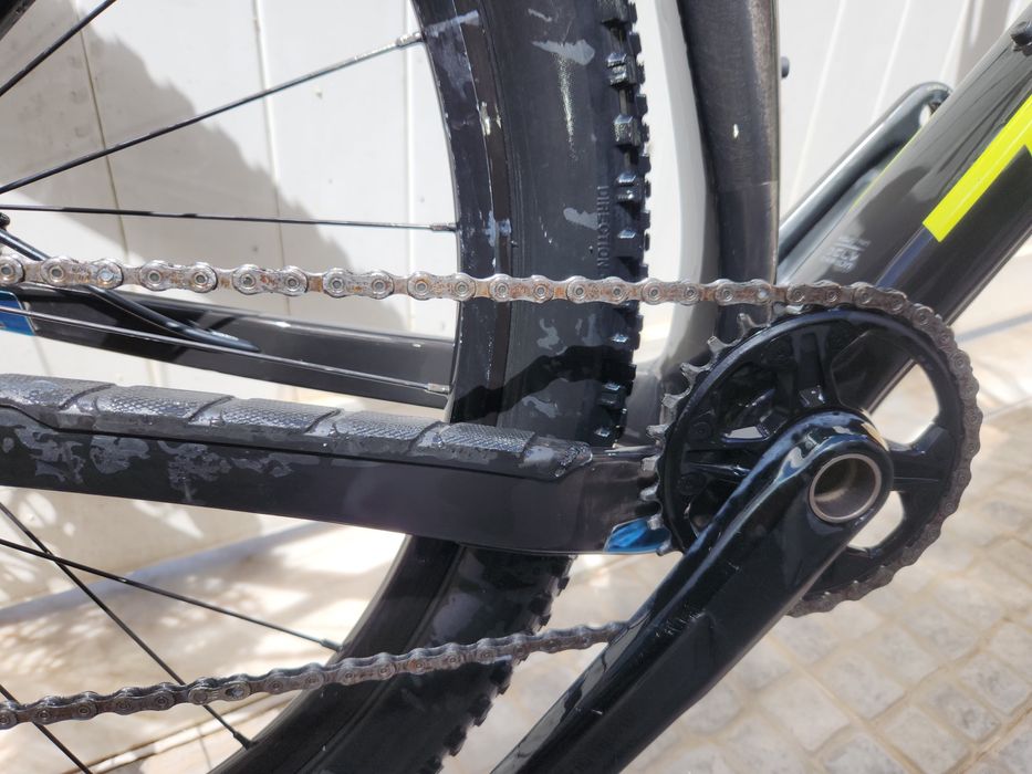 Bicicleta TREK carbono roda 29"