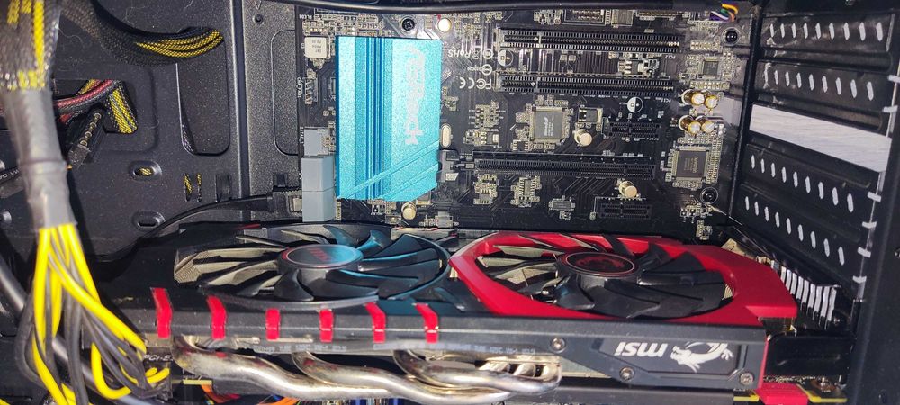 Komputer stacjonarny i7-4770, 24GB RAM, GTX 960 4GB