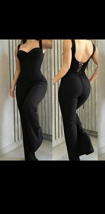 Czarny kombinezon