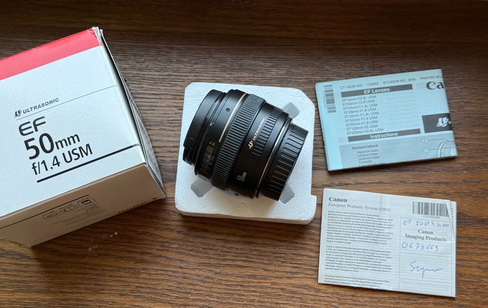 Obiektyw Canon 50mm pudełko komplet