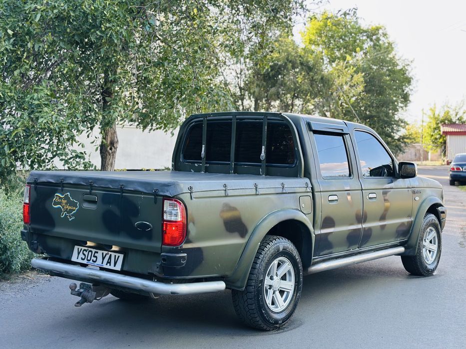 Продам Ford Ranger 2.5 дизель 4х4 пикап в хорошем состоянии