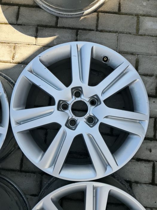 Felgi Aluminiowe Oryginalne Audi 17" 5x112 A4 B8 A5 A6 Komplet 4szt