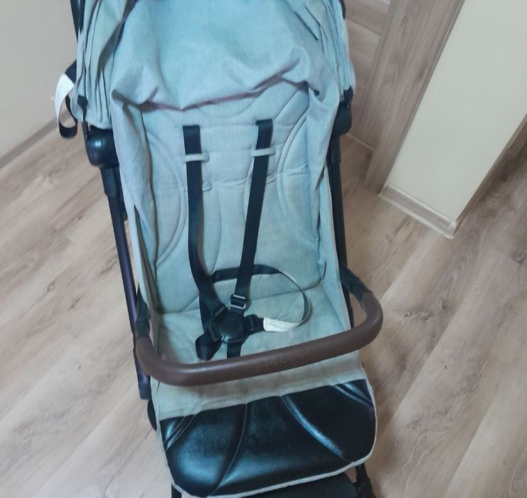 Okazją Lekki   wózek spacerowy spacerówka stan bdb  Skiddou