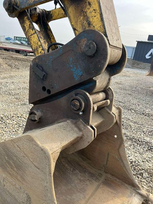 Екскаватор new holland