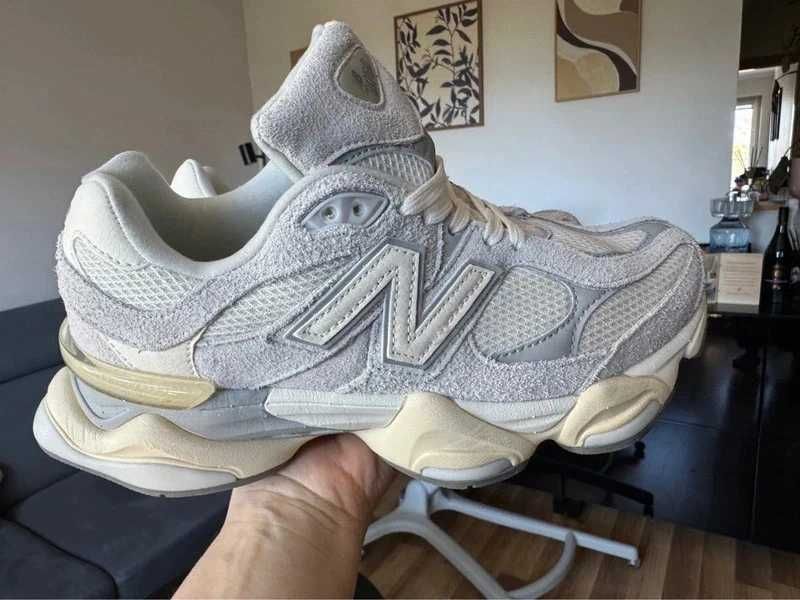 New Balance 9060 White gray Rozmiar 41.5