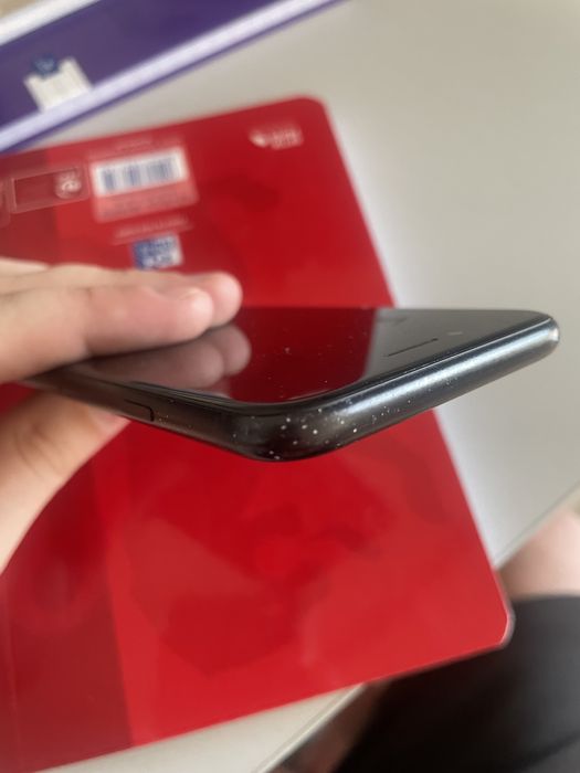 iPhone se2020 75% w gre wchodzi zamiana na airpodsy