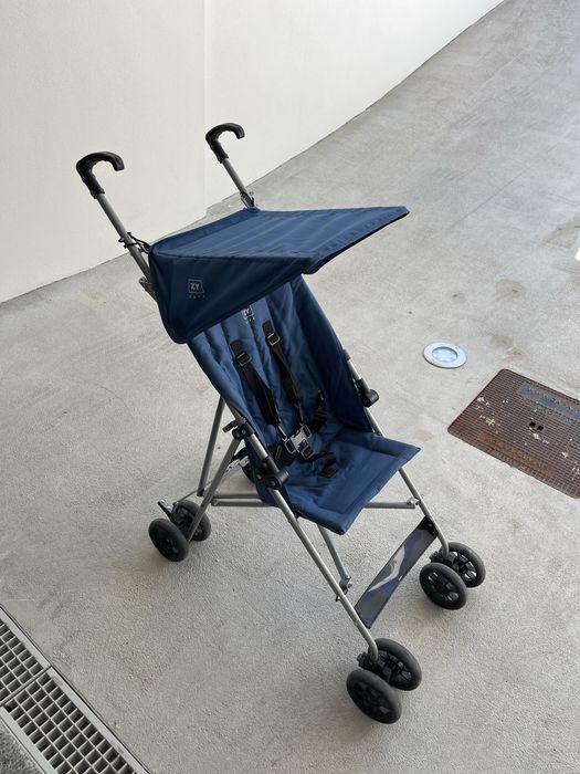 Carrinho de crianca de passeio