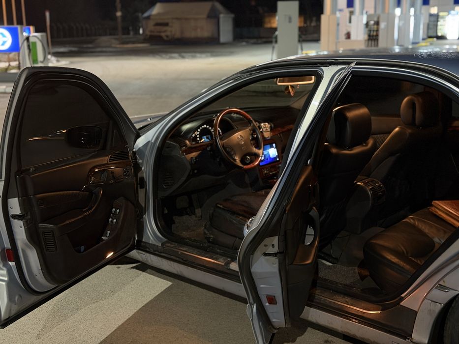 Продам Mercedes S 220