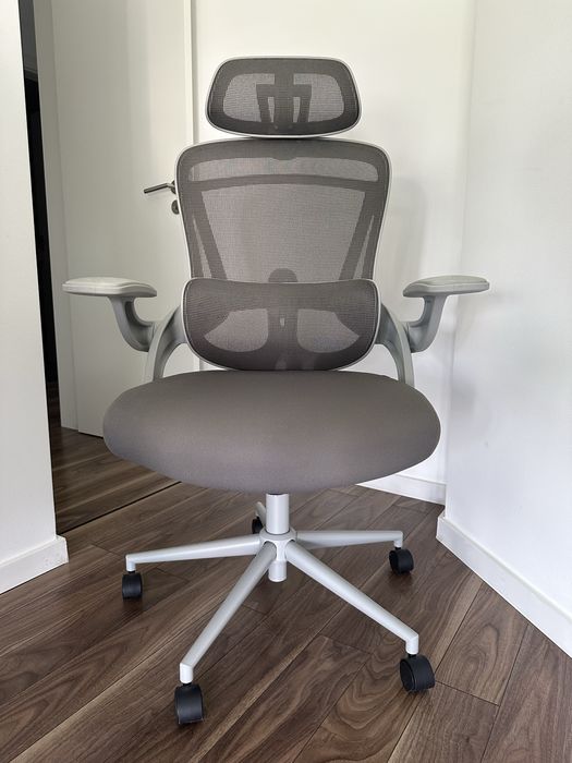 Cadeira de escritório ergonomica