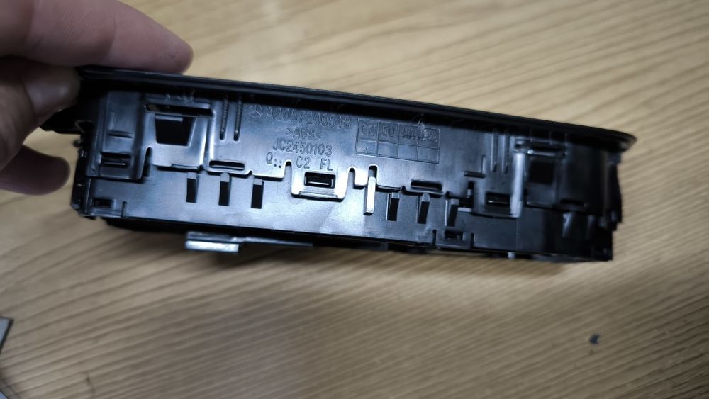 Botões dos vidros elétricos de Mercedes C W 205