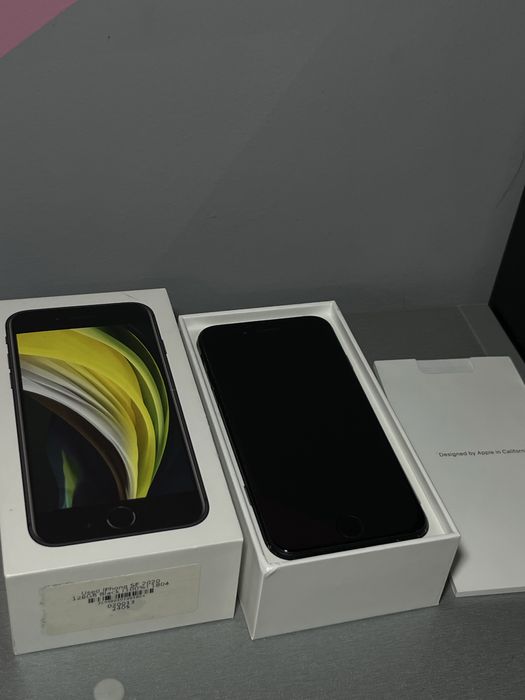 iPhone se 2 2020 128gb black
