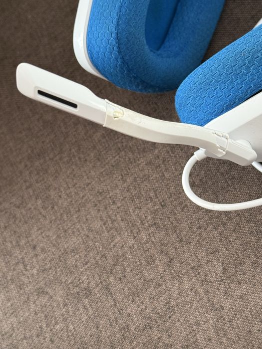 Наушники Logitech G335 Wired Gaming White